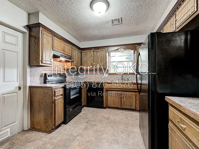 5233 Coble St — Photo 26