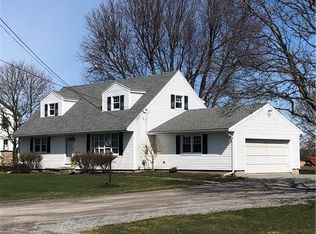 8041 E Main Rd, Le Roy, NY 14482