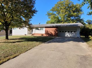26 W Crownview, Mount Vernon, IL 62864