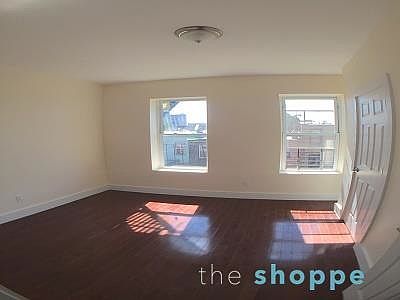 2nd image of 1050 Lafayette Ave APT 10M