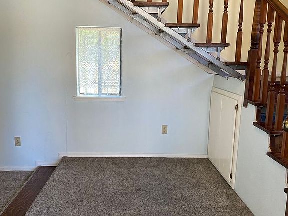 3rd image of 8115 Freeport Blvd