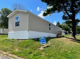 9 Orange Grove Dr, Batavia, NY 14020