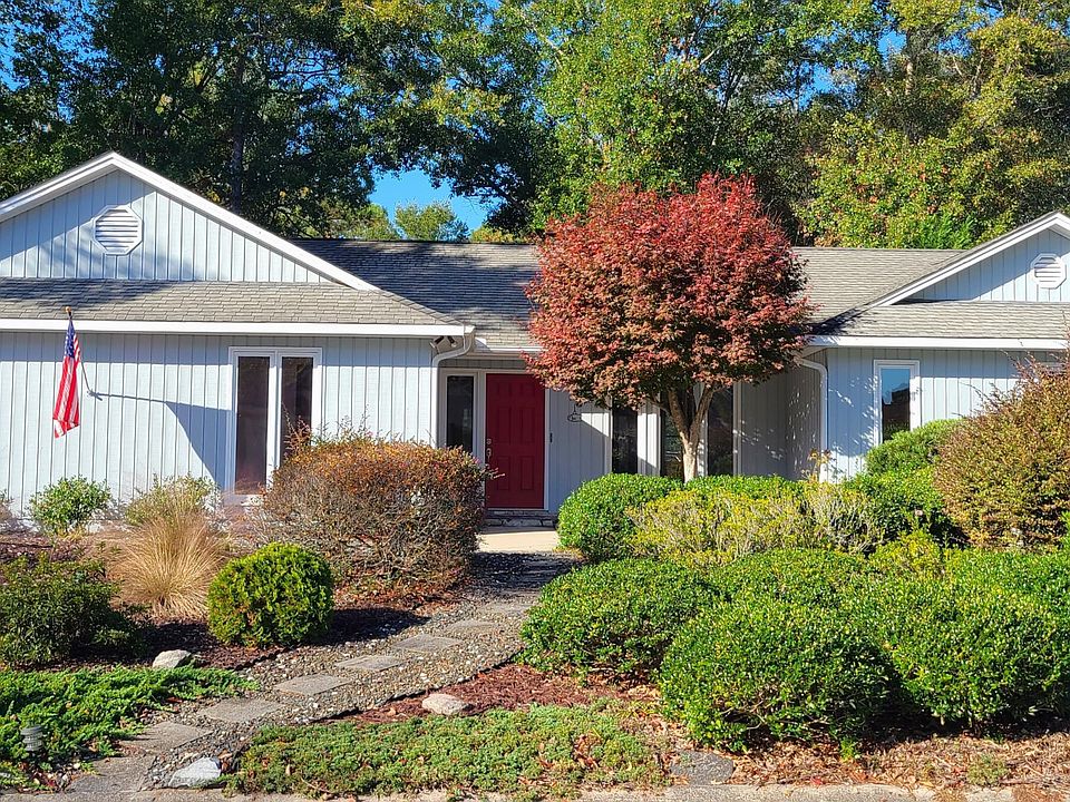 1st image of 1619 Woodland Court SW