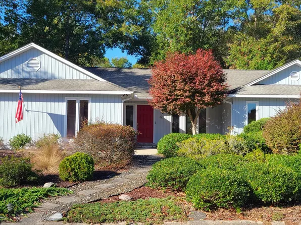 1619 Woodland Court SW, Ocean Isle Beach, NC 28469