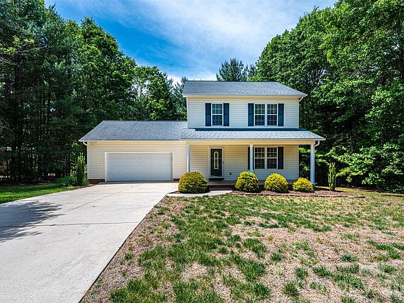 3rd image of 5319 Eider Ln