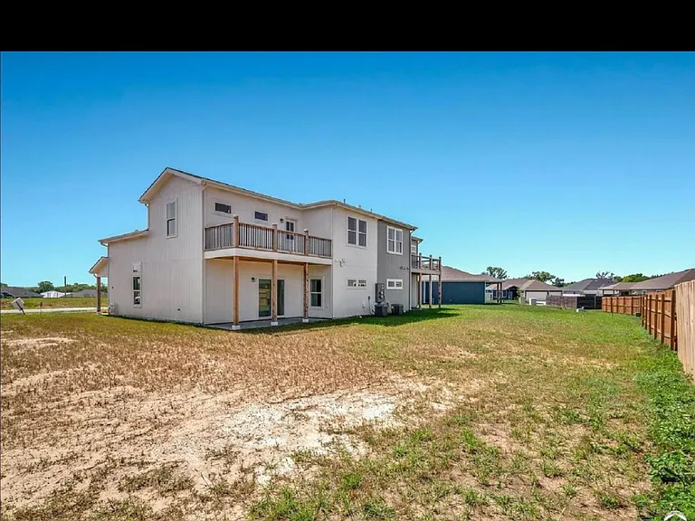 2510 Arlene Pl — Photo 12