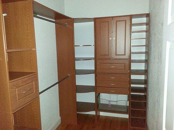 5th image of 707 Glenview Dr