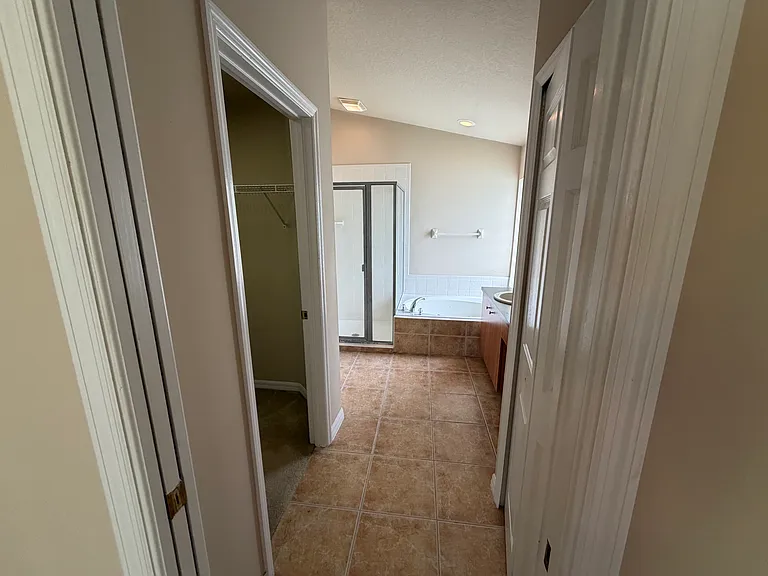 6802 Stoneheath Ln — Photo 15