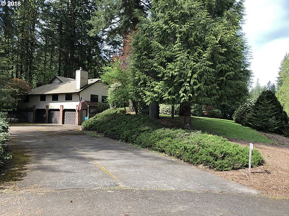 2nd image of 16017 NE 183rd St
