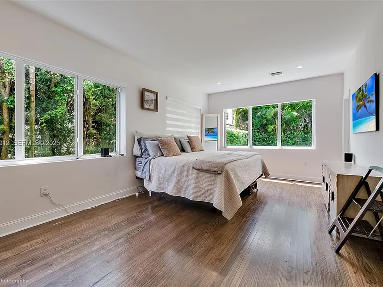 720 Minorca Ave — Photo 6