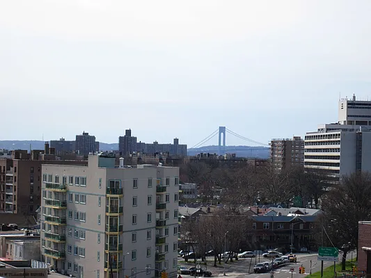 Rented by RES New York | media 50