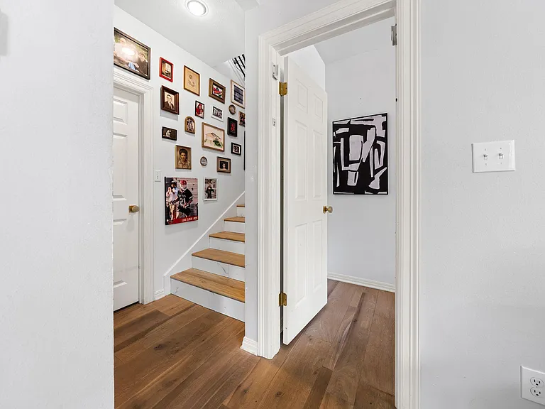 202 Top O The Lake Dr — Photo 25