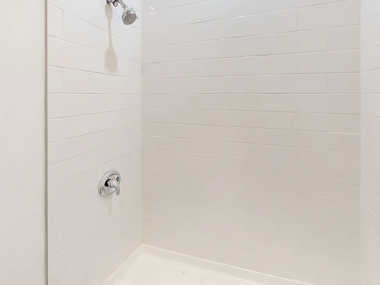 252 Washington St — Photo 23
