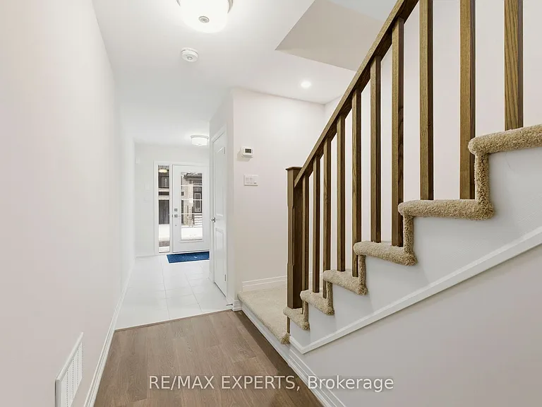 660 Colborne St W #49 — Photo 5