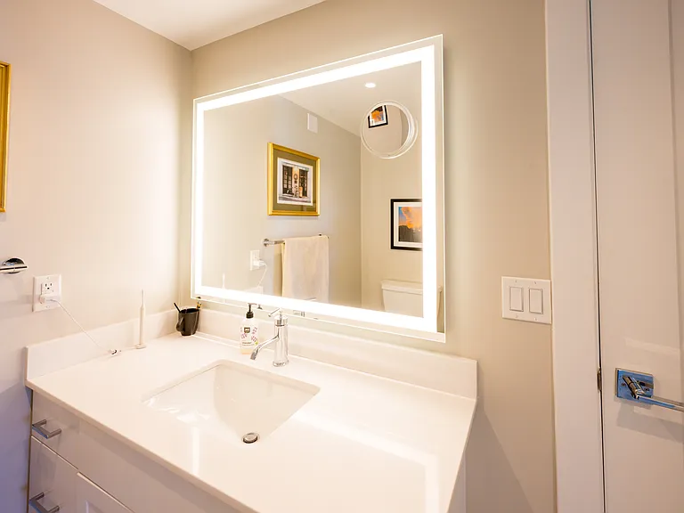 925 N Fairfax St #502 — Photo 15