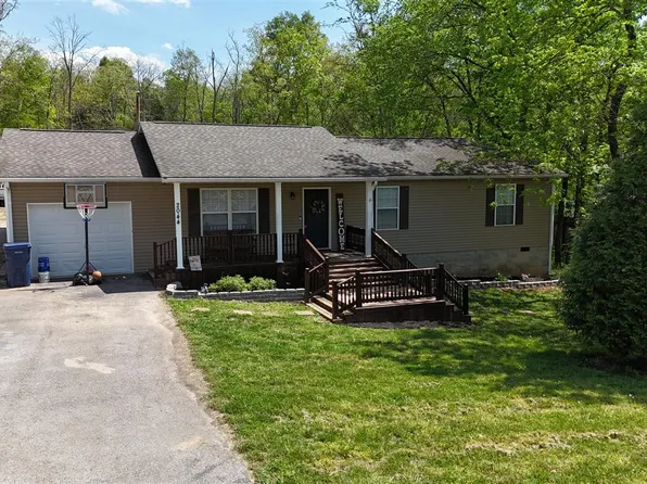 2044 Sugarwood Dr, Bowling Green, KY 42101
