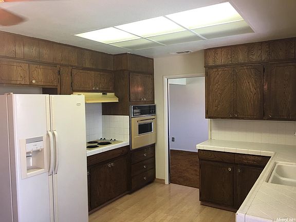 5th image of 3041 Rockford Ave
