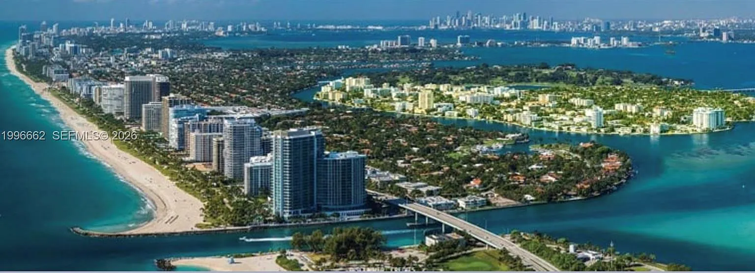 2 bed, 1211 sqft, $8,000 — Photo 2