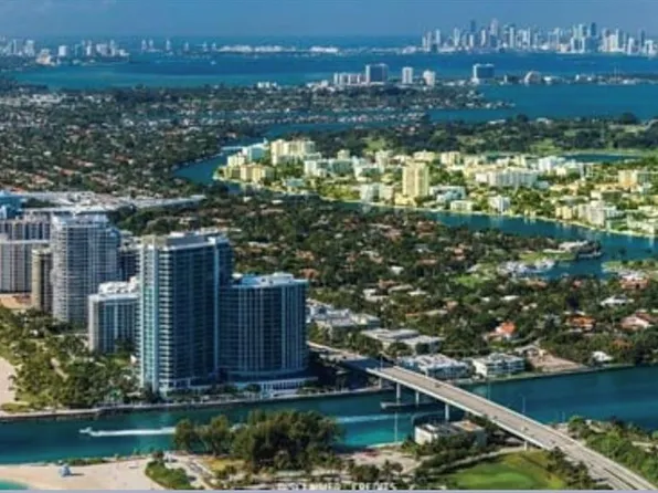 1150 102nd St Unit 406, Bay Harbor Islands, FL 33154