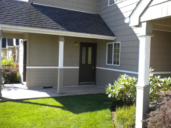 2946 Matt Dr, Eugene, OR 97408