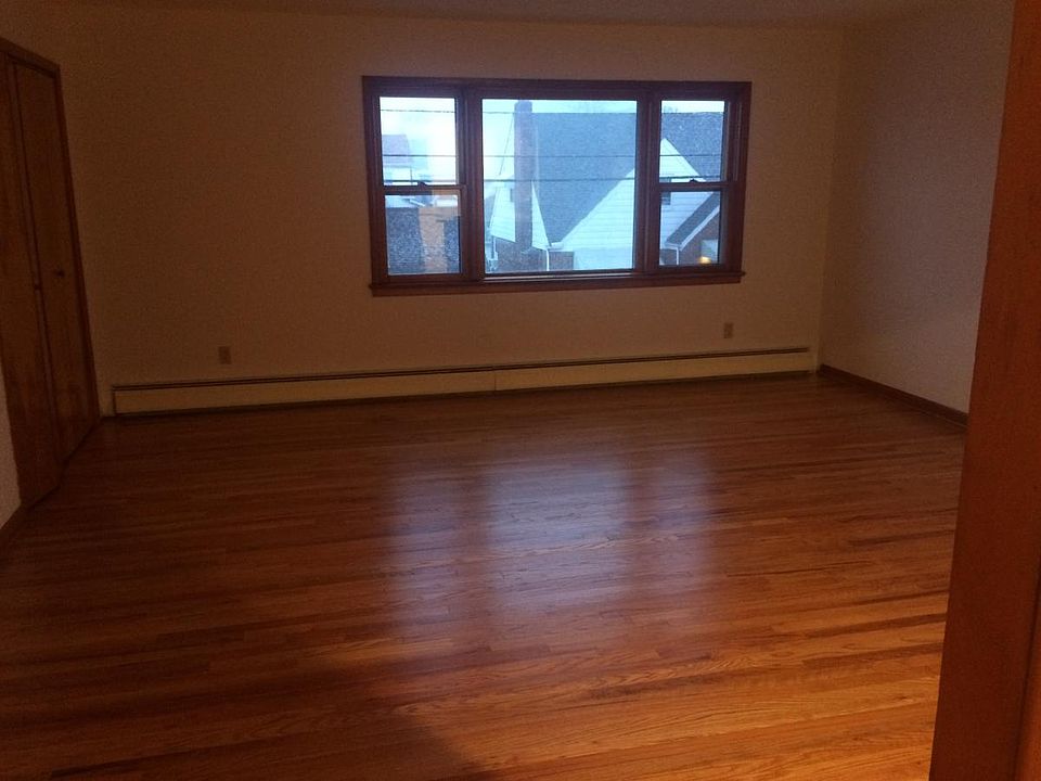 1st image of 440 Madeline Ave