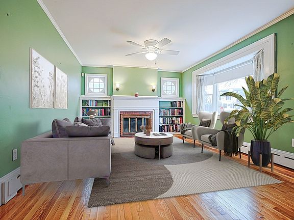 2nd image of 9 Russ St