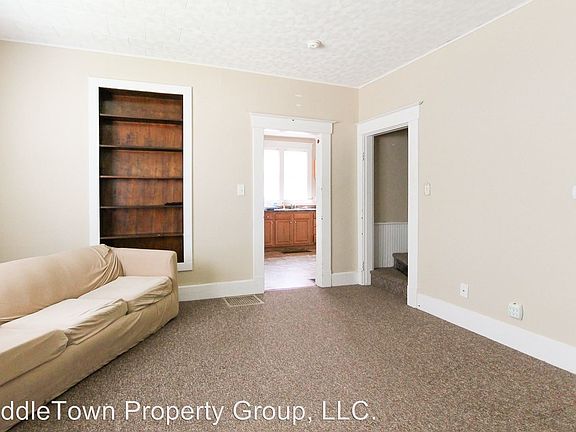 5th image of 301 N Dill St