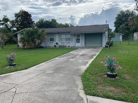 2nd image of 803 Hickory Ave
