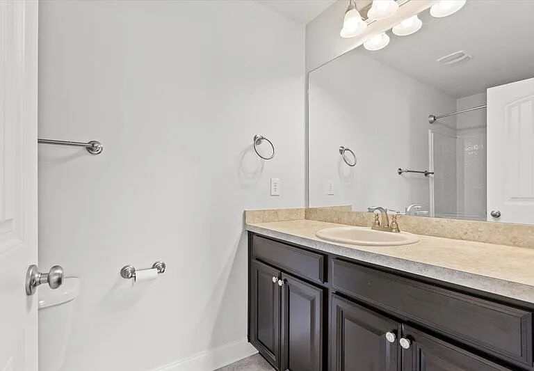 292 Abercorn Dr — Photo 29
