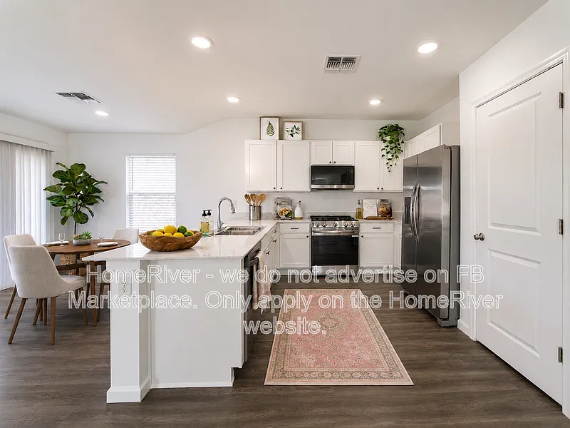 4 bed, 2.0 bath, 1741 sqft, $1,935 — Photo 3