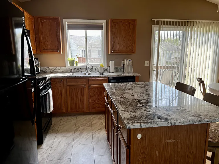 3250 Nature View Dr SE — Photo 2