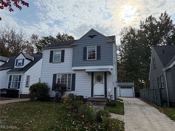 4th image of 4811 Krueger Ave
