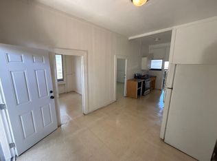 407 N King St APT F2, Honolulu, HI 96817