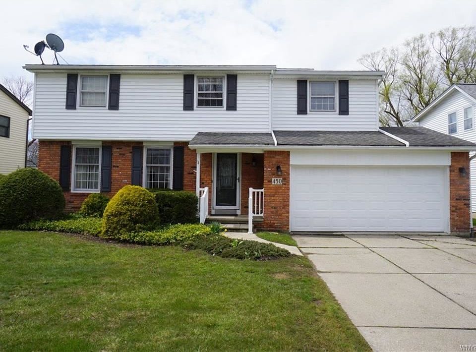 1st image of 450 Sprucewood Ter