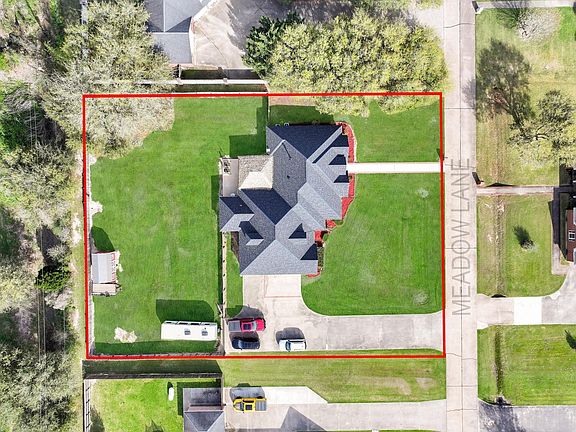 4th image of 520 Meadow Ln