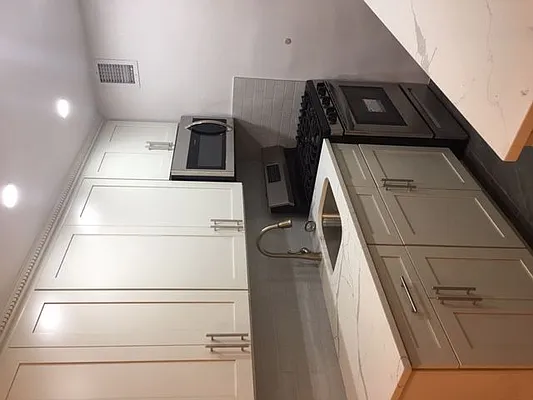 Rented by Best Service Realty Corp | media 12