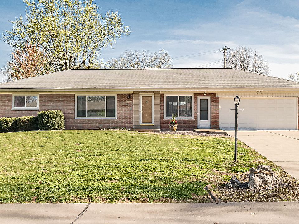1st image of 8300 Julia Dr