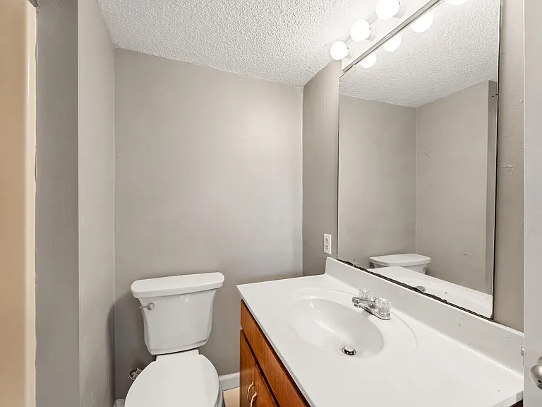 7164 Holland Ln — Photo 24