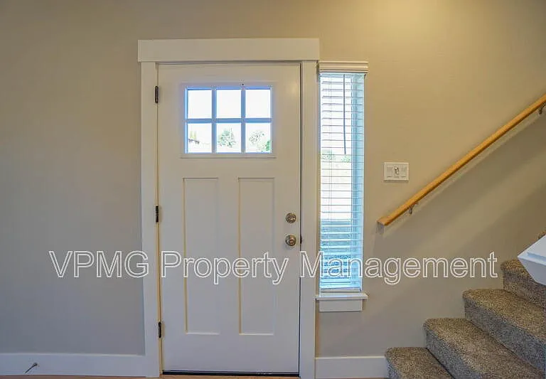 2331 E Otter Loop #A — Photo 4
