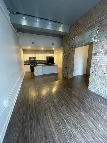 Floor plan 601