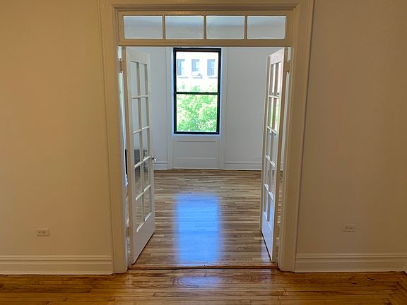 2nd image of 31 Tiemann Pl APT 31