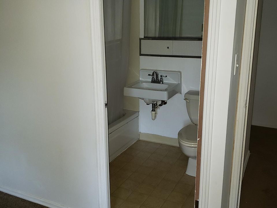 2nd image of 1 North St