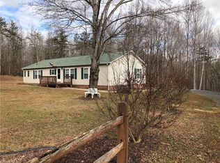 3940 Brown Mountain Rd, Pilot Mountain, NC 27041