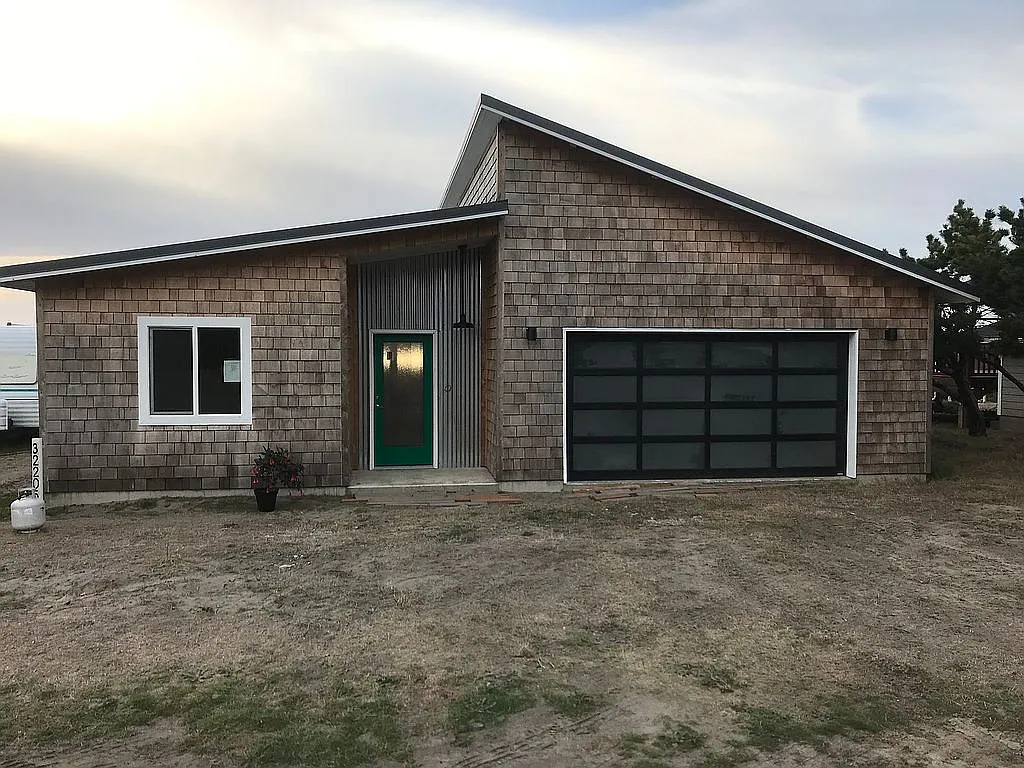 32205 J Pl photo 1