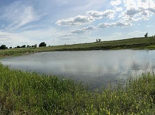 768 County Road 293, Shiner, TX 77984