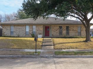 5902 Fawn Valley Ln, Rowlett, TX 75089