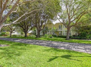 281 4th St S #101, Naples, FL 34102