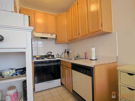 5th image of 1415 Franklin St #44