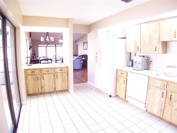 3rd image of 3928 Cypress Lndg N