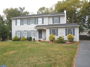 13 Ronald Cir, Oreland, PA 19075